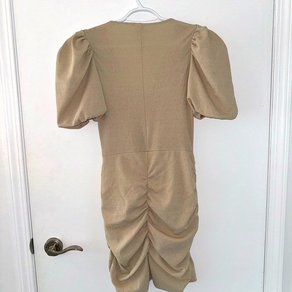 H&M short dress - Picture 2 of 2